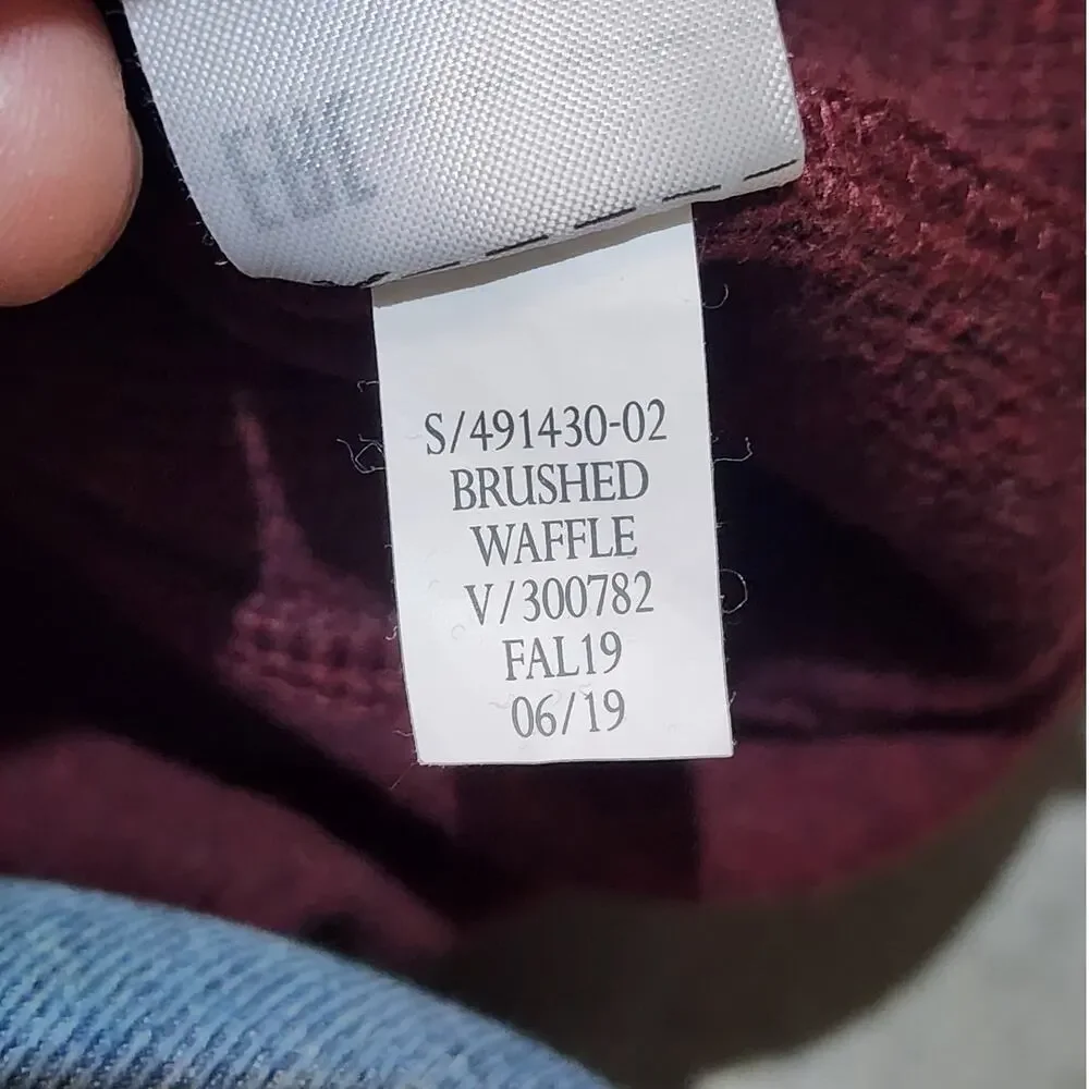 Banana Republic Men's Ultra Soft Waffle Long Sleeve Sweater V Neck Burgundy XL